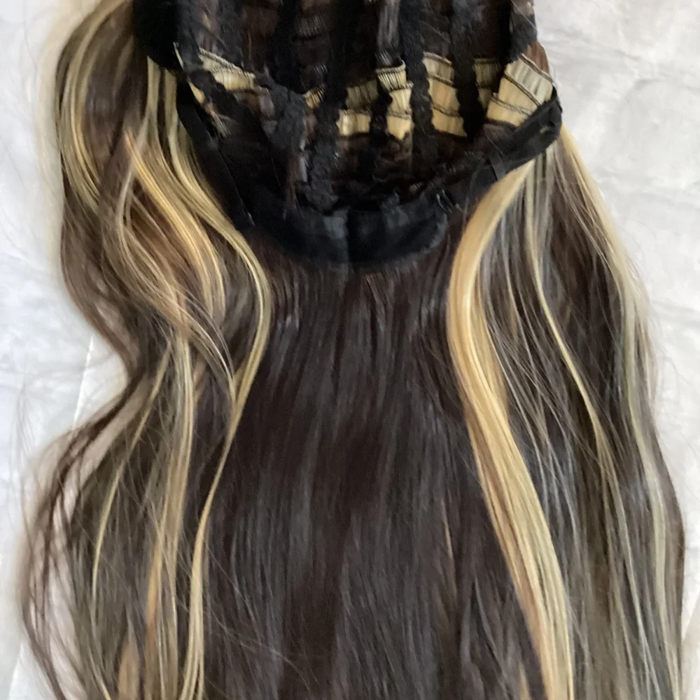 Synthetic Wig Highlights  ( Color: Mixed)
